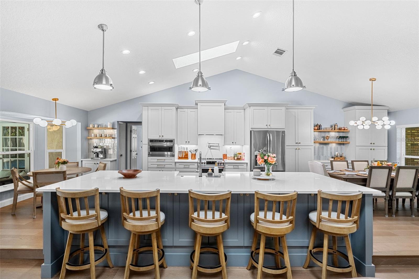 4513 WOODLANDS VILLAGE DRIVE