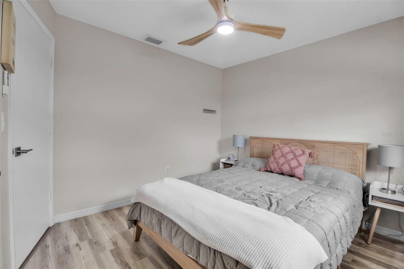 JEFFERSON PINES - Residential