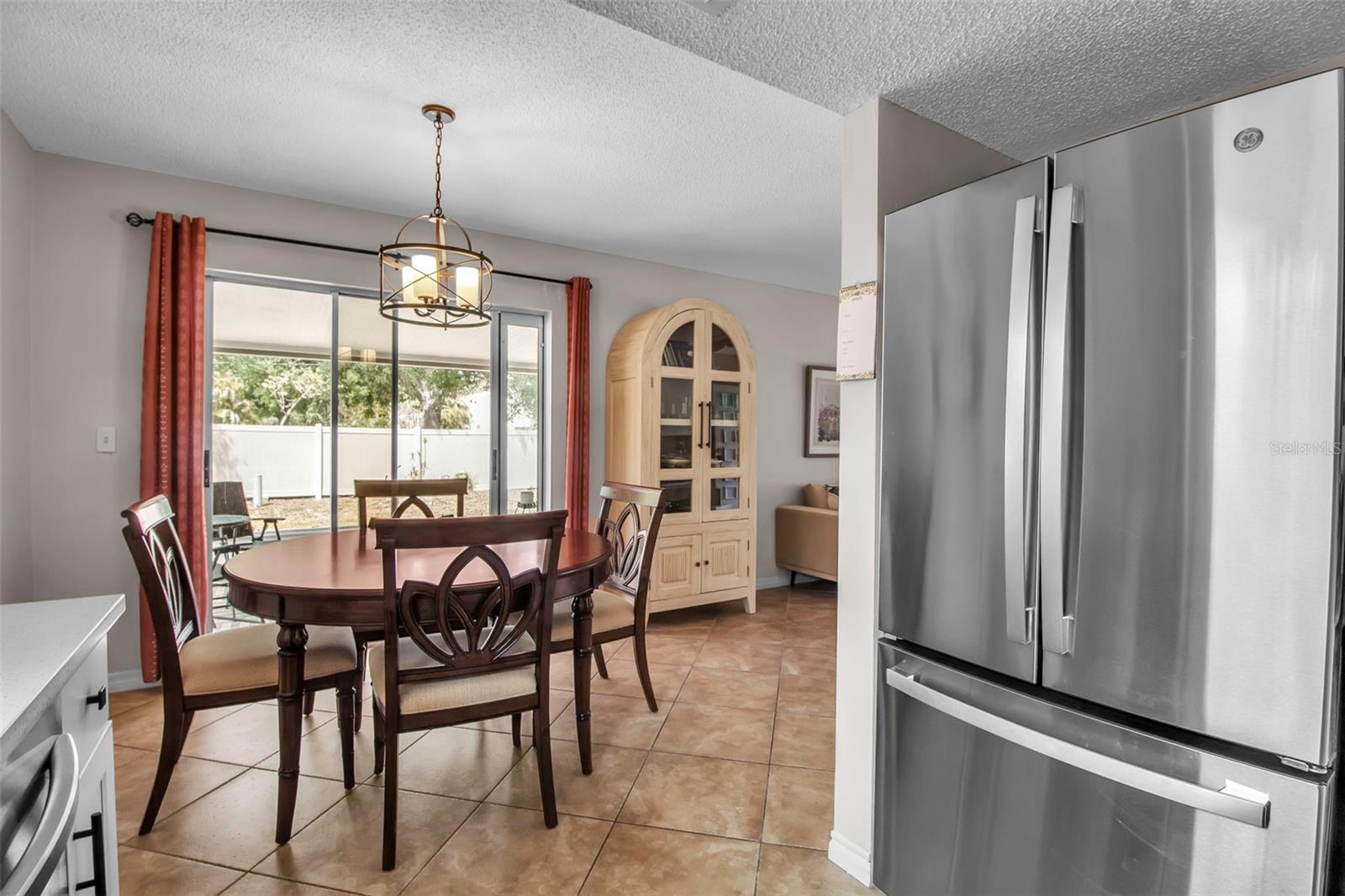 JEFFERSON PINES - Residential