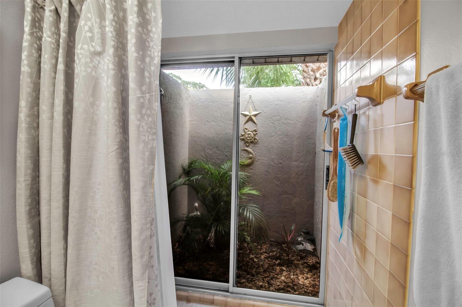 JEFFERSON PINES - Residential