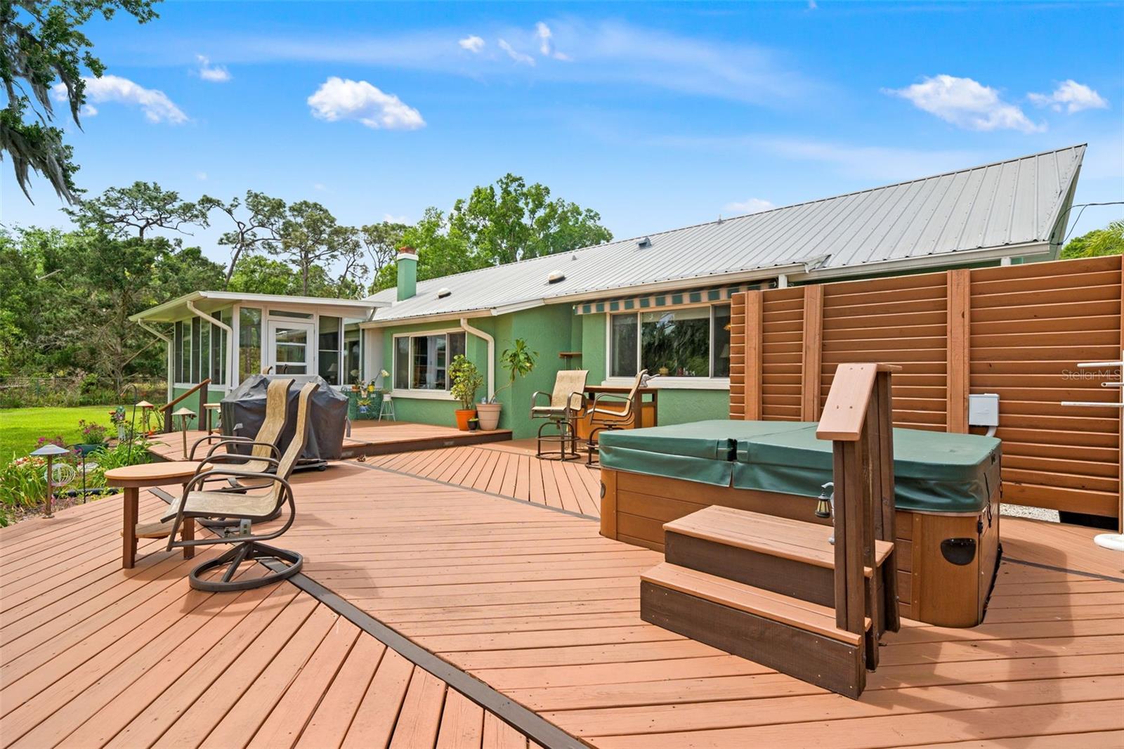 ACREAGE - Residential