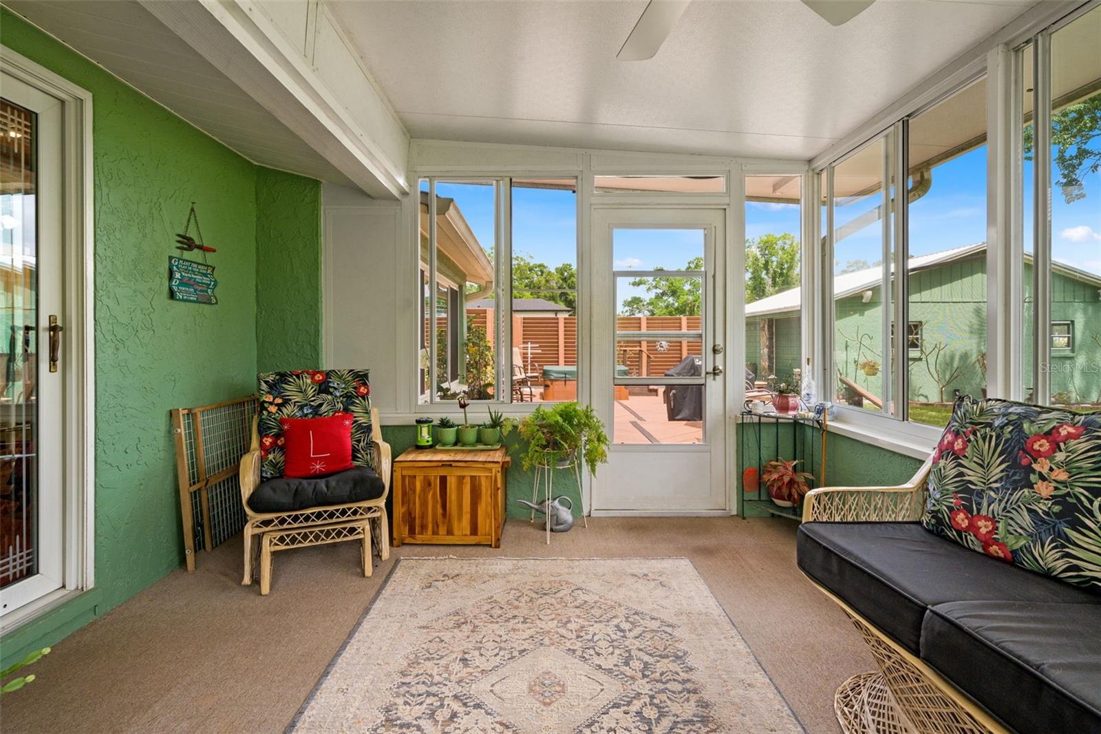 ACREAGE - Residential