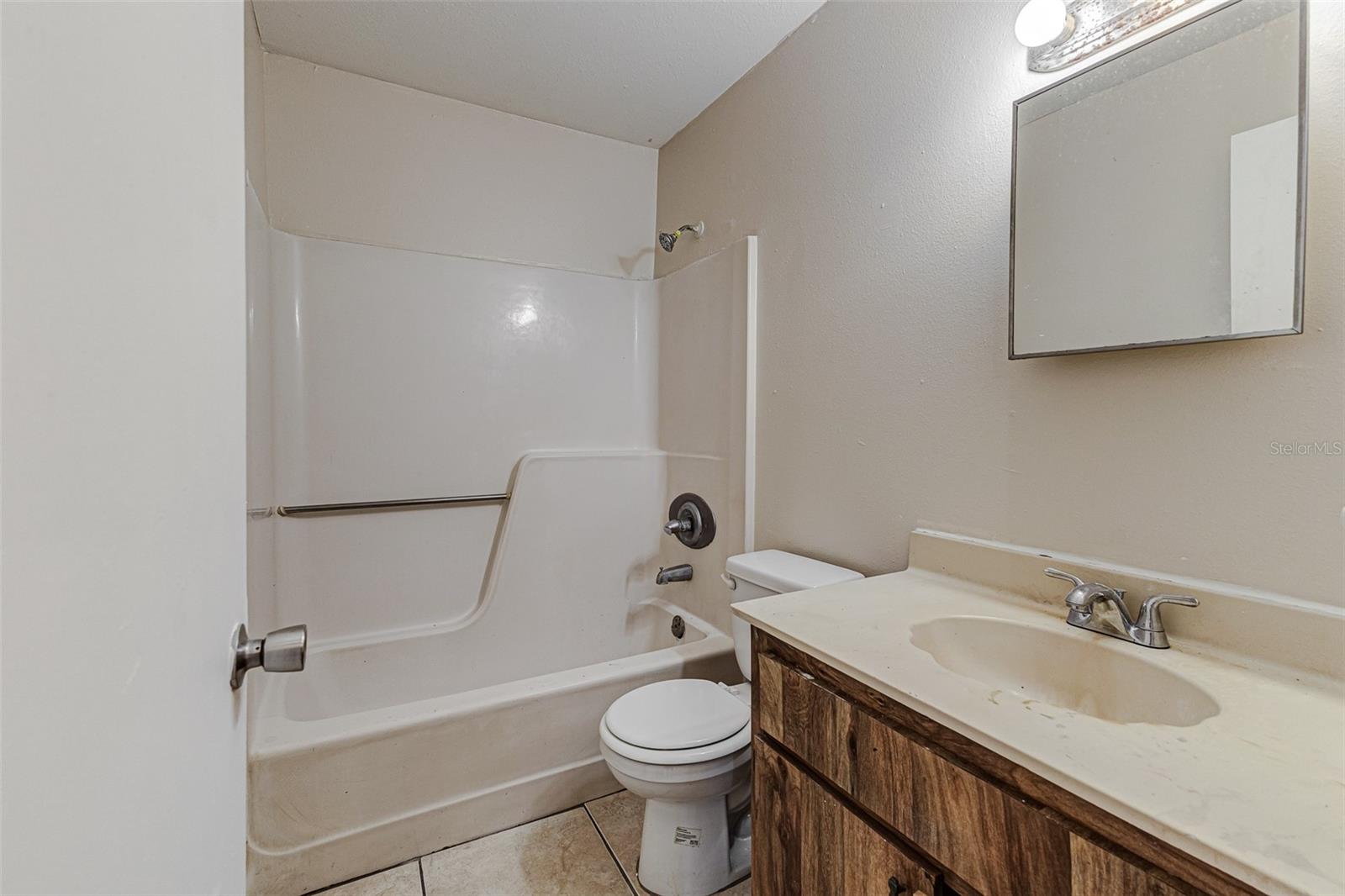 WINTER LAKE MANOR ADD - Residential Income