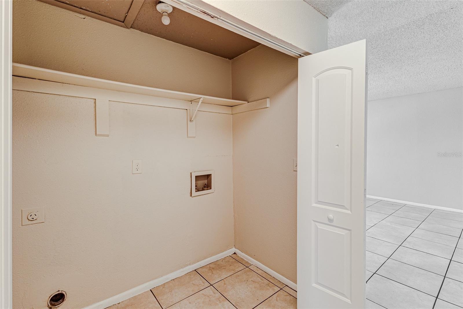 WINTER LAKE MANOR ADD - Residential Income