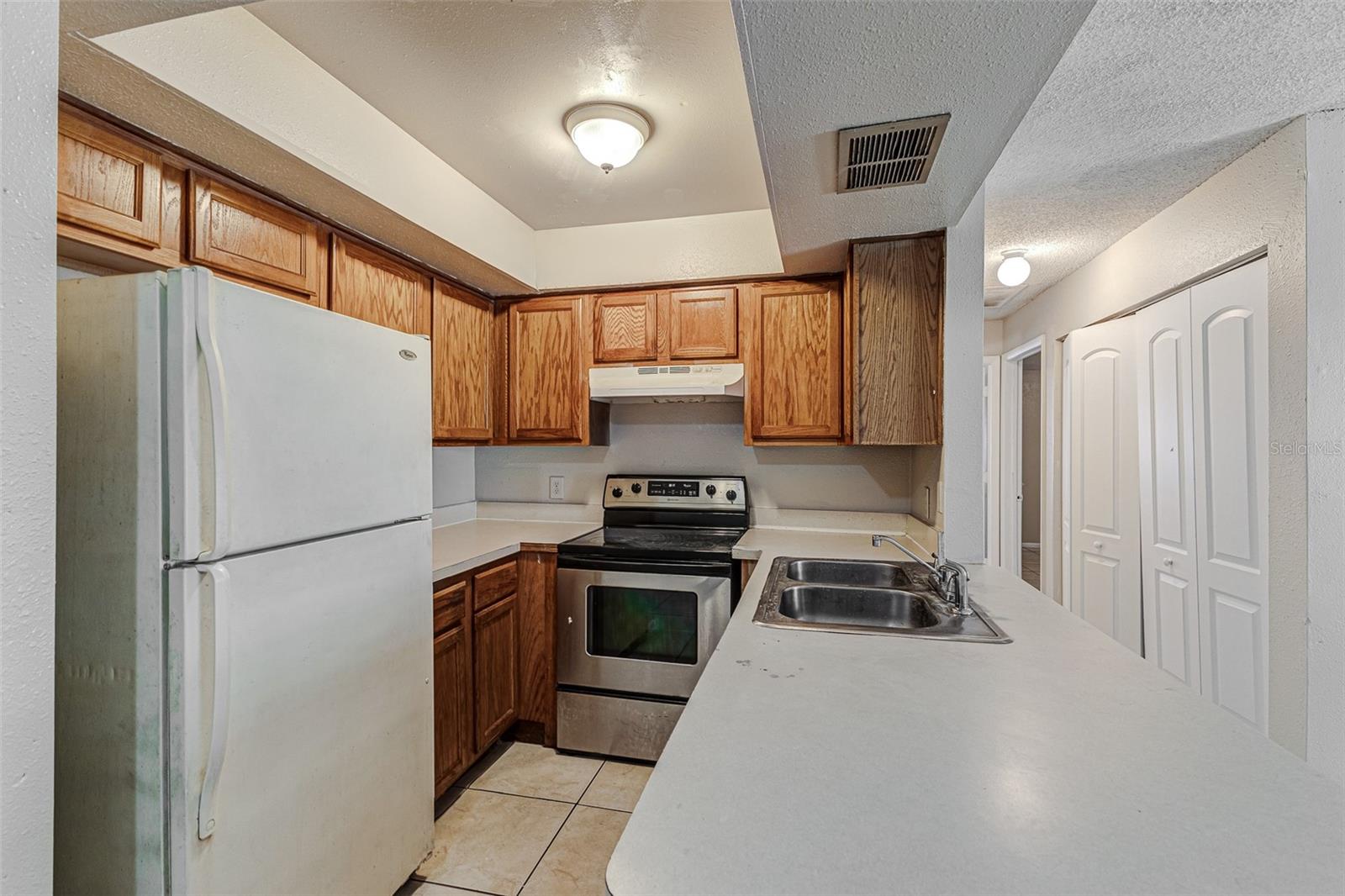 WINTER LAKE MANOR ADD - Residential Income