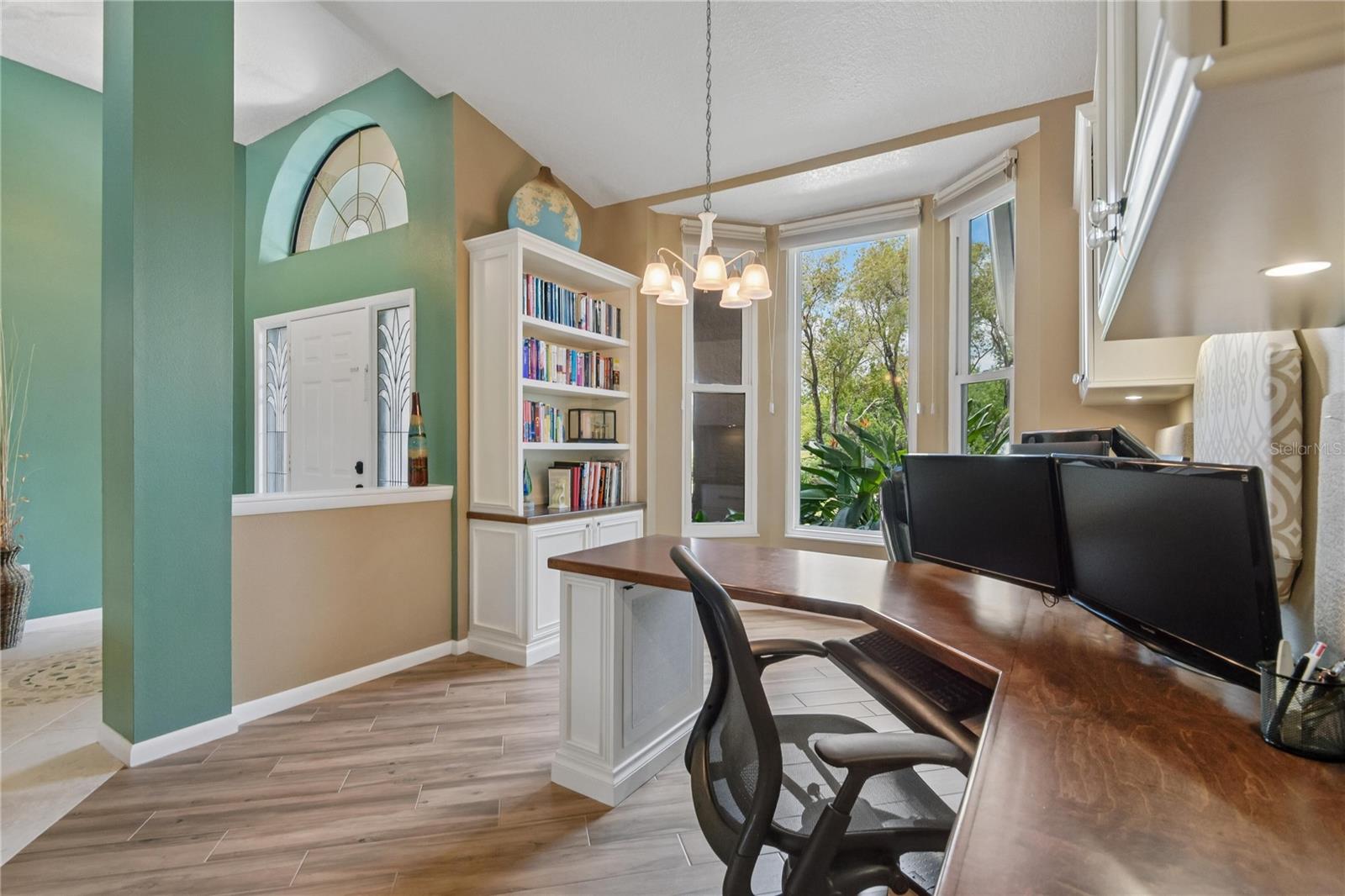 HUNTINGTON TRAILS PH 1 - Residential