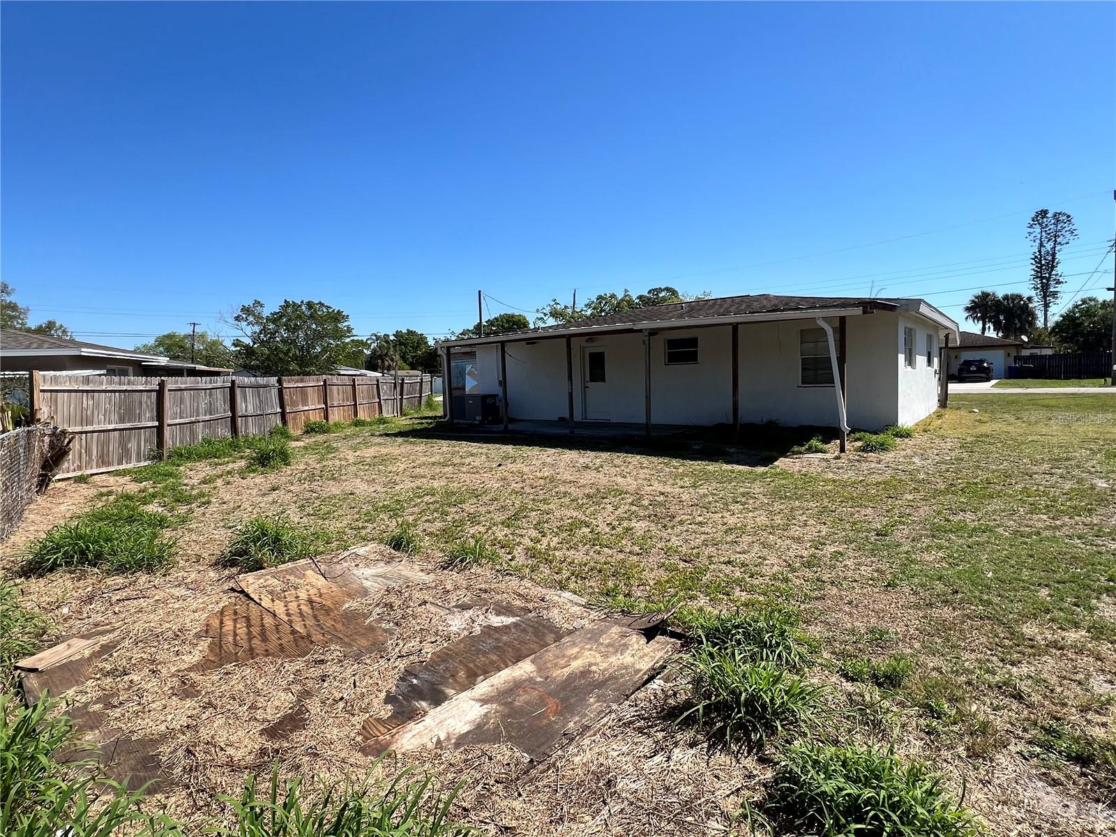 SARASOTA SPGS - Residential
