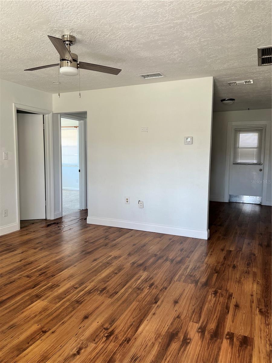 SARASOTA SPGS - Residential