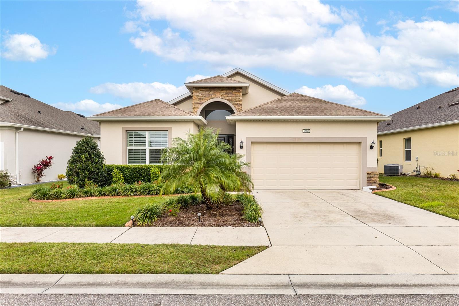 LAKES OF MOUNT DORA - Residential