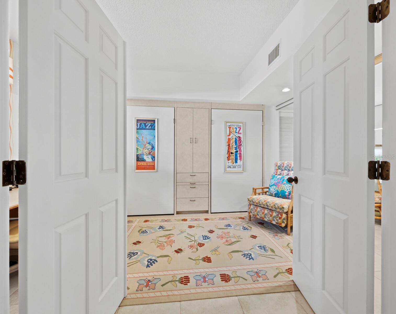 PLAYERS CLUB III - Residential