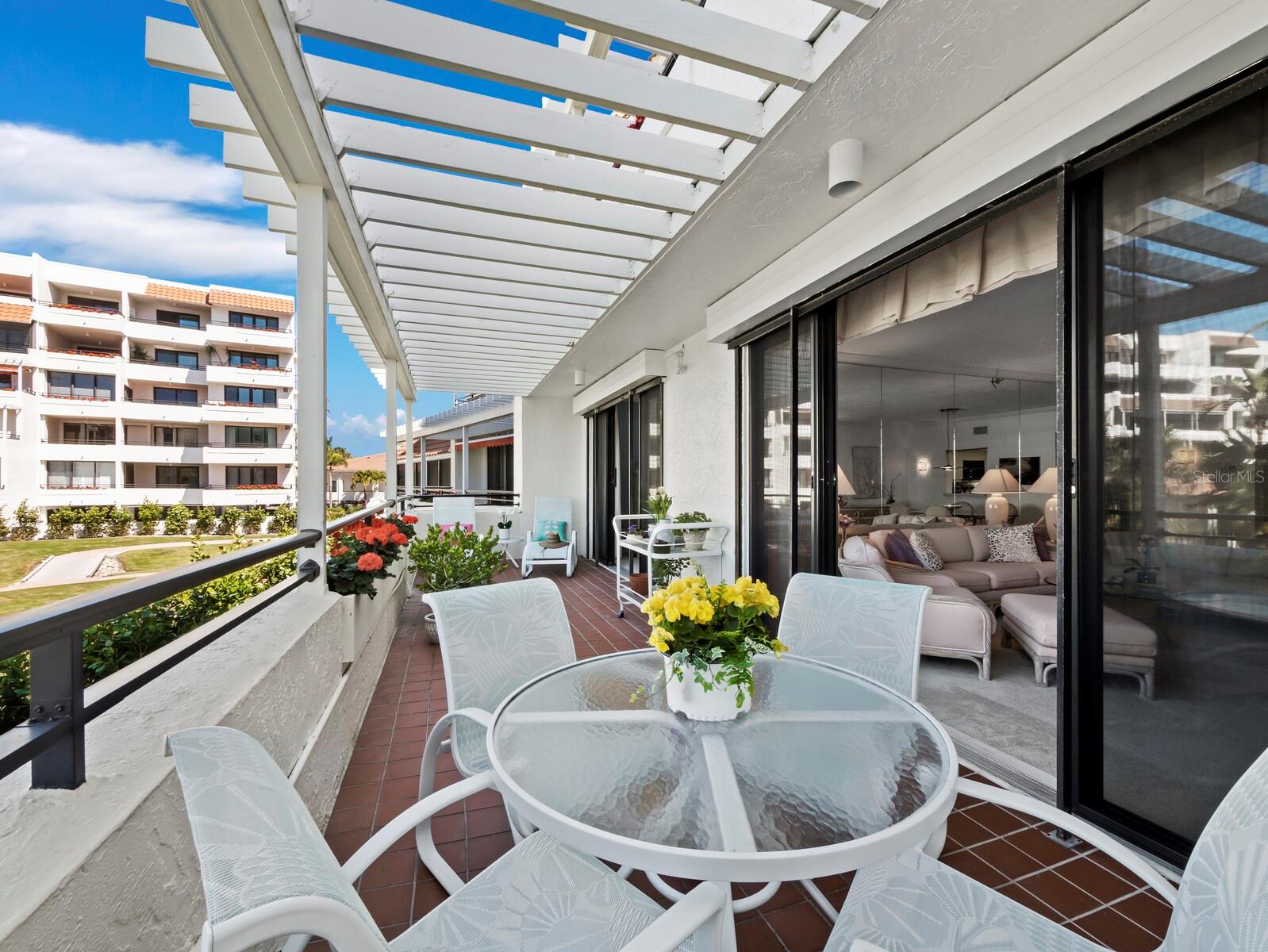 PLAYERS CLUB III - Residential