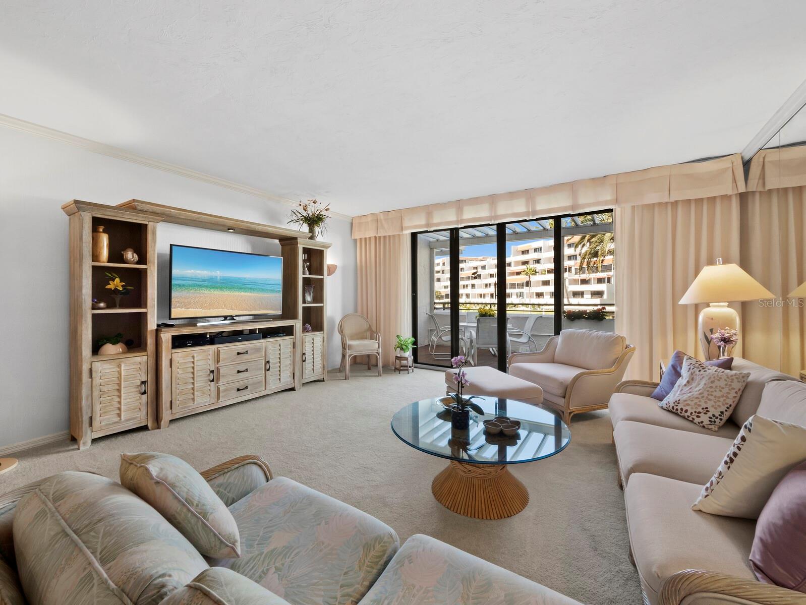 PLAYERS CLUB III - Residential