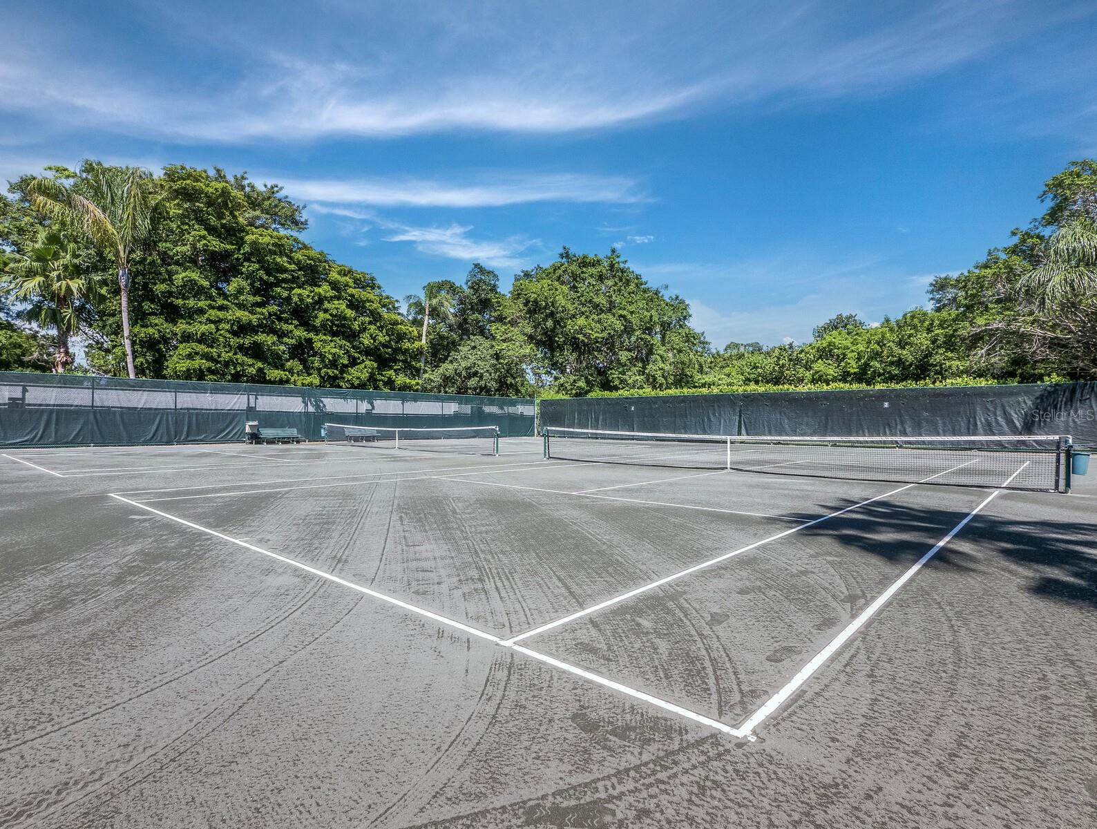 PLAYERS CLUB III - Residential