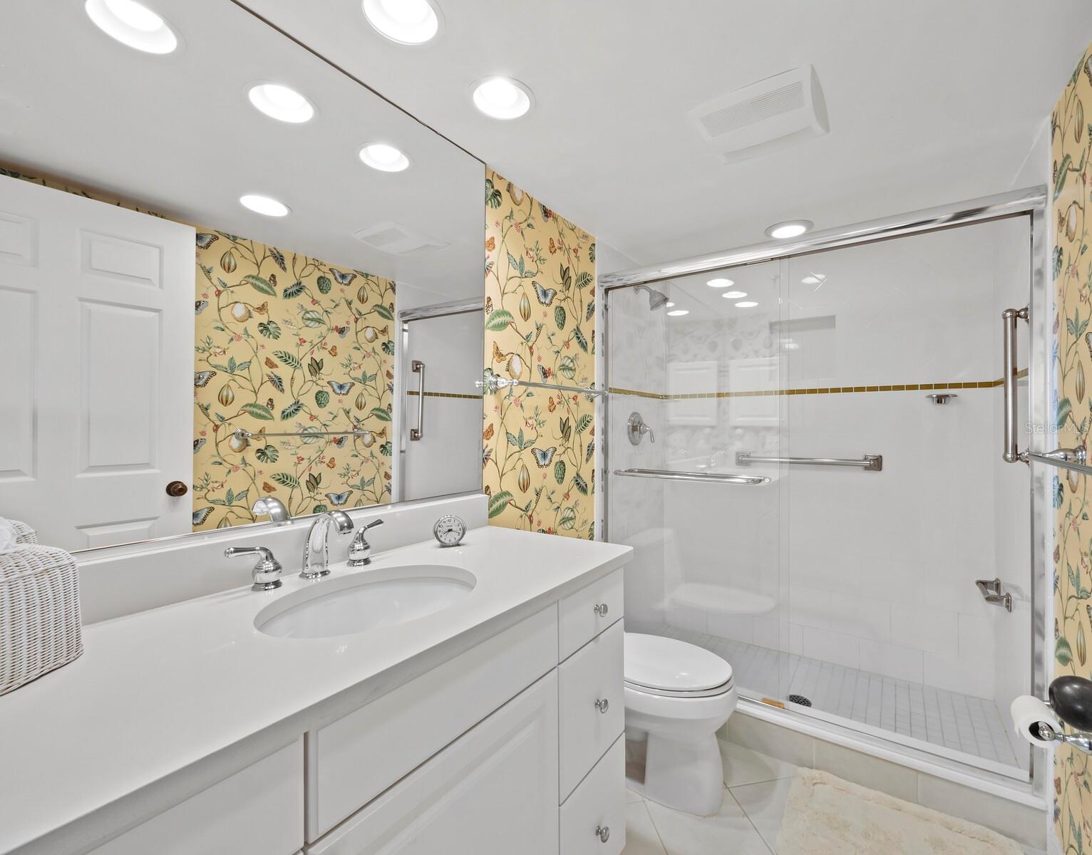 PLAYERS CLUB III - Residential