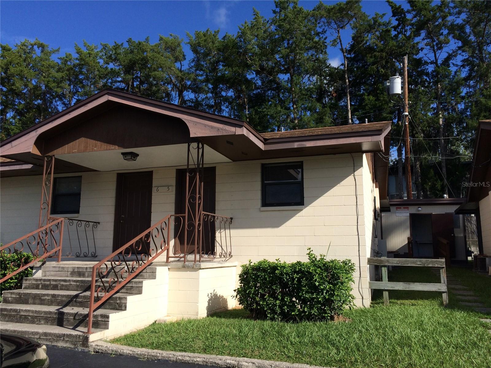 Centrally located in Madison Manor, this charming 1BR/1BA unit features a built-in microwave over gas range, screened porch, and laundry facilities on the premises. Rent includes water, sewer, lawn care, pest control, and trash collection! While on the bus route, this unit is also walking distance to UF Health and the VA Hospital, the University of Florida, and restaurants. Call today to schedule a showing!
$60.00 Application Fee per person over the age of 18
$60.00 Guarantor Fee (if Applicable)
$250.00 Leasing Fee (Due at Time of Lease Signing)
$300.00 Non-Refundable Pet Fee, Per Pet, Per Year (Breed Restrictions Apply!)