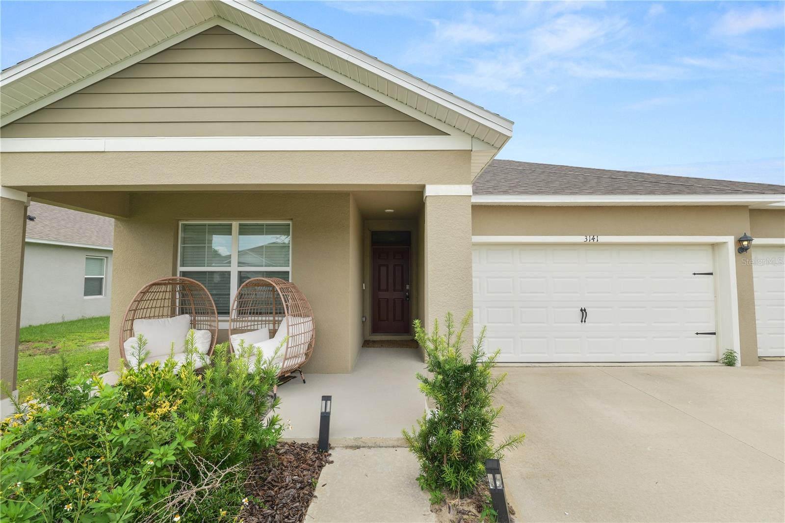 3141 CASPIAN FEATHER STREET