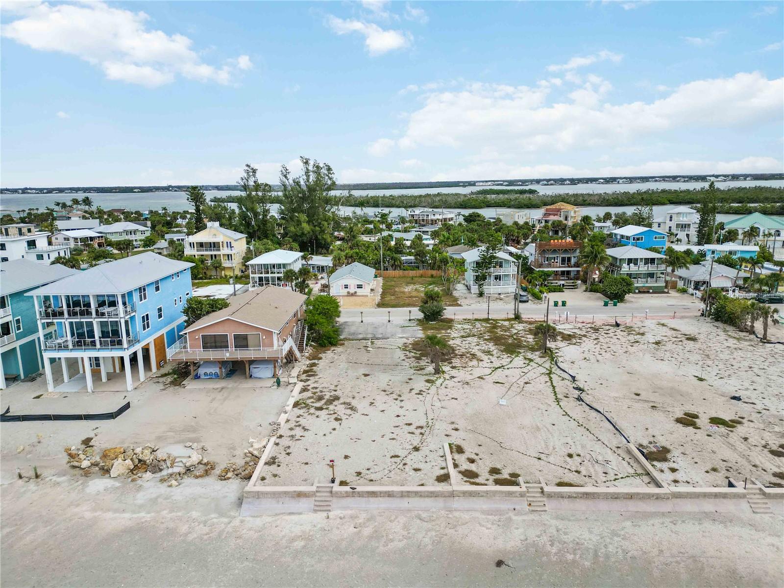 ENGLEWOOD SHORES - Land