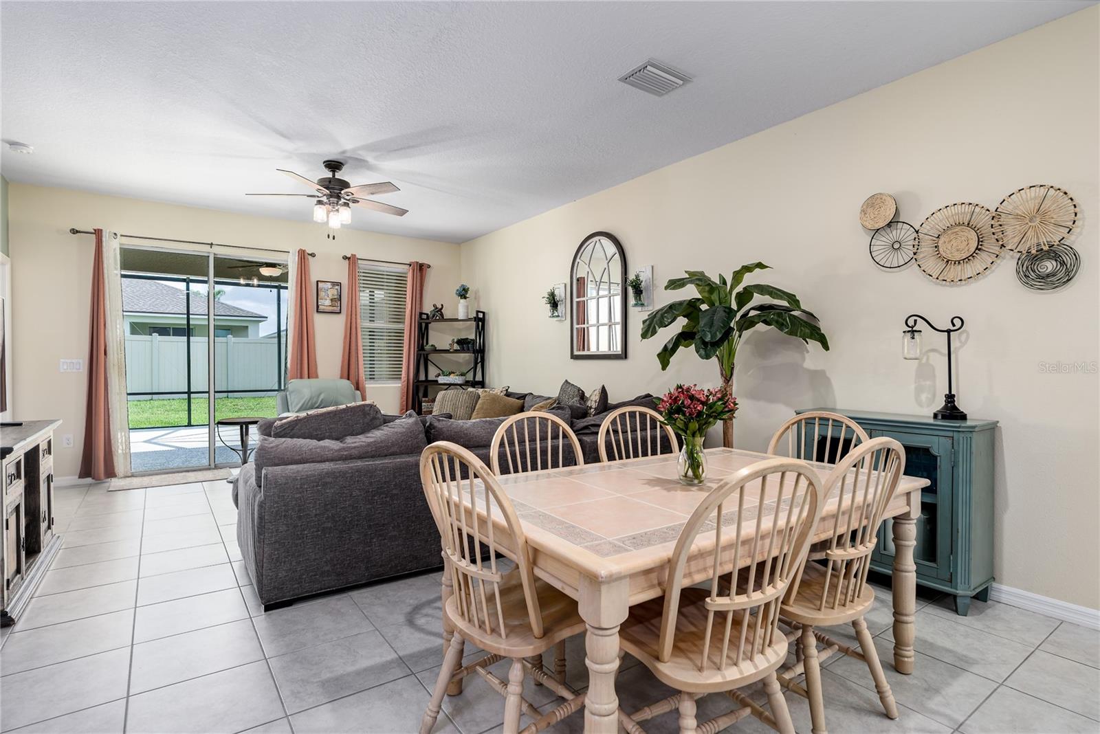 5714 LOS ROBLES COURT