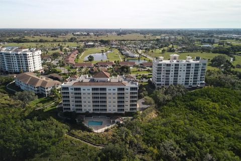 A home in PALMETTO