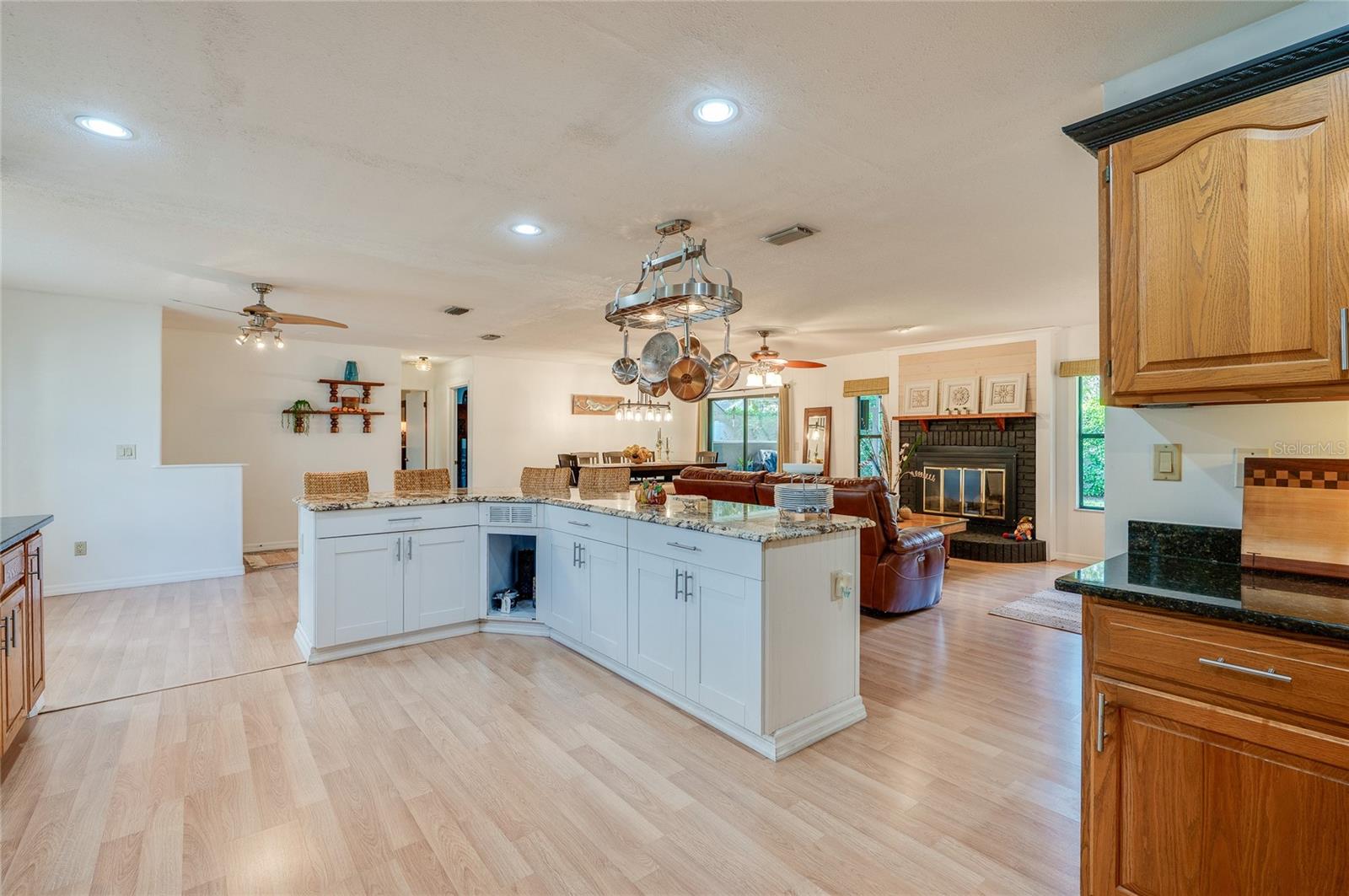 CENTRLA PARK PH I - Residential