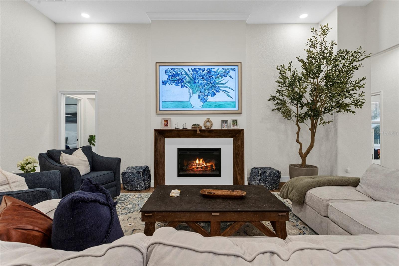 1141 WALDORF COURT