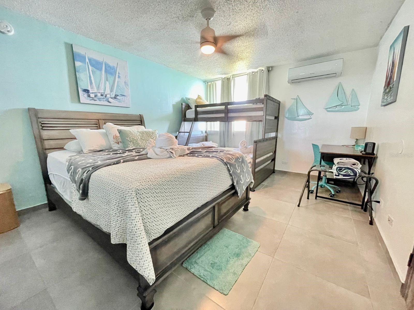 CONDOMINIO ISLETA MARINA - Residential