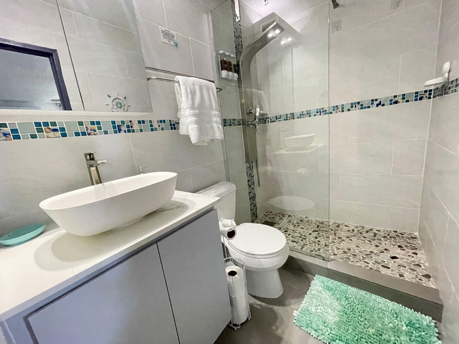 CONDOMINIO ISLETA MARINA - Residential