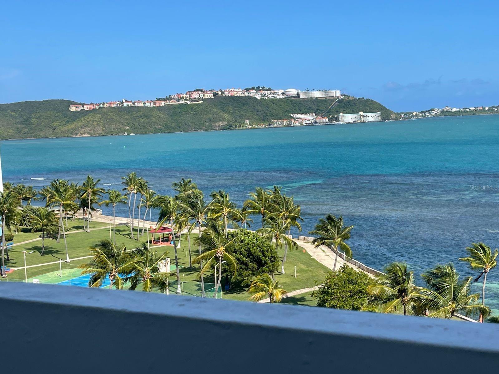 CONDOMINIO ISLETA MARINA - Residential