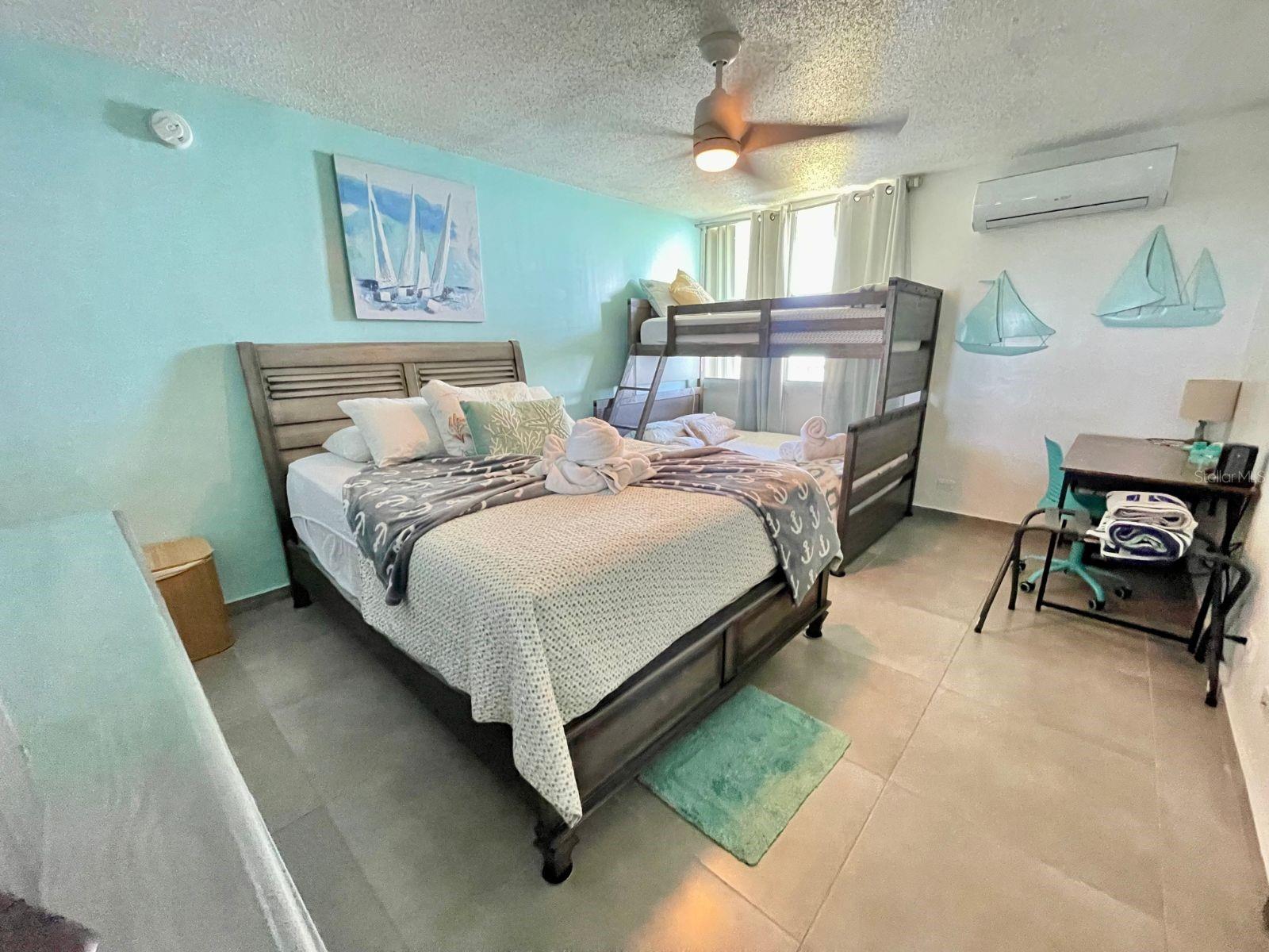 CONDOMINIO ISLETA MARINA - Residential