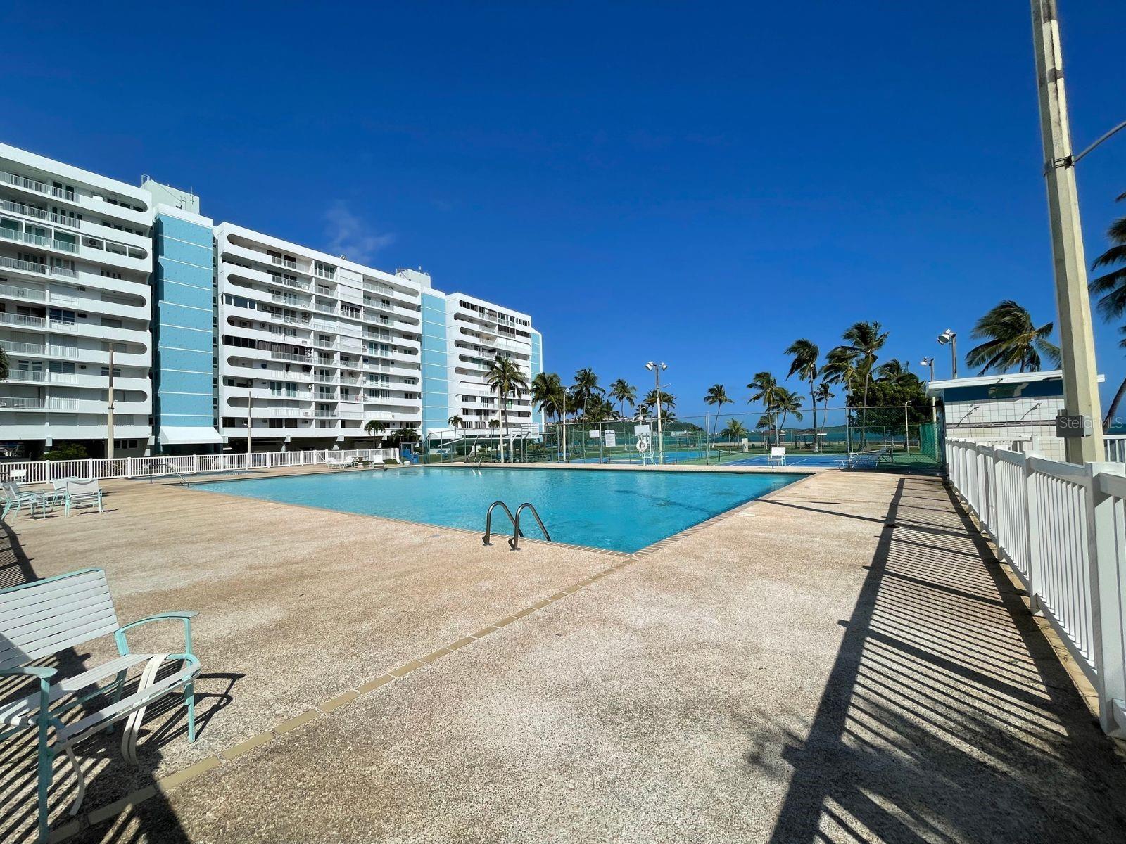 CONDOMINIO ISLETA MARINA - Residential