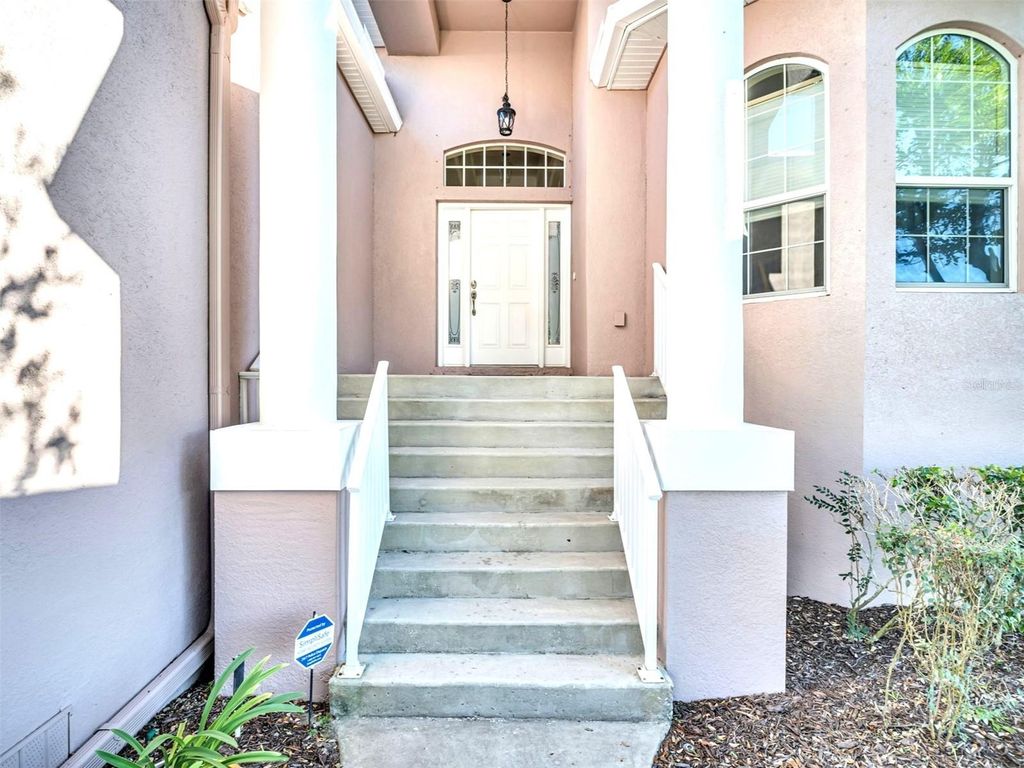 Photo of 1122 S Pointe Alexis Drive, Tarpon Springs, FL 34689 (MLS # TB8438407)
