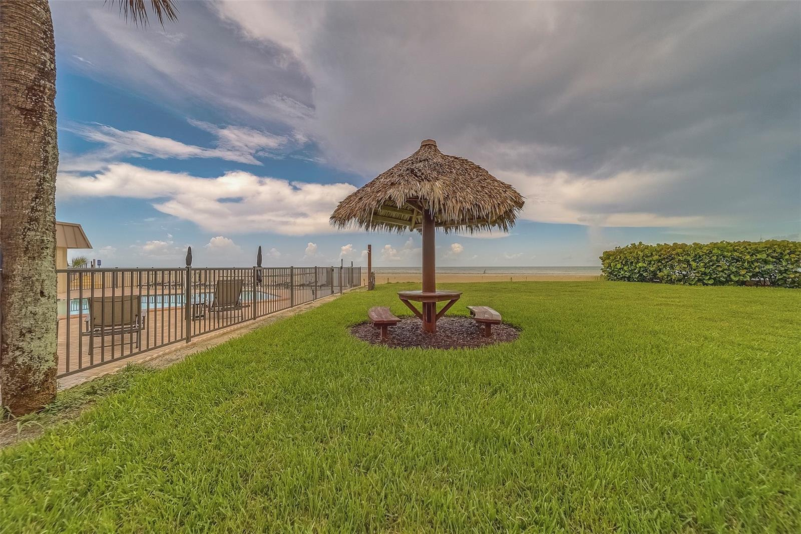 MONTMARTRE-CONDO - Residential Lease