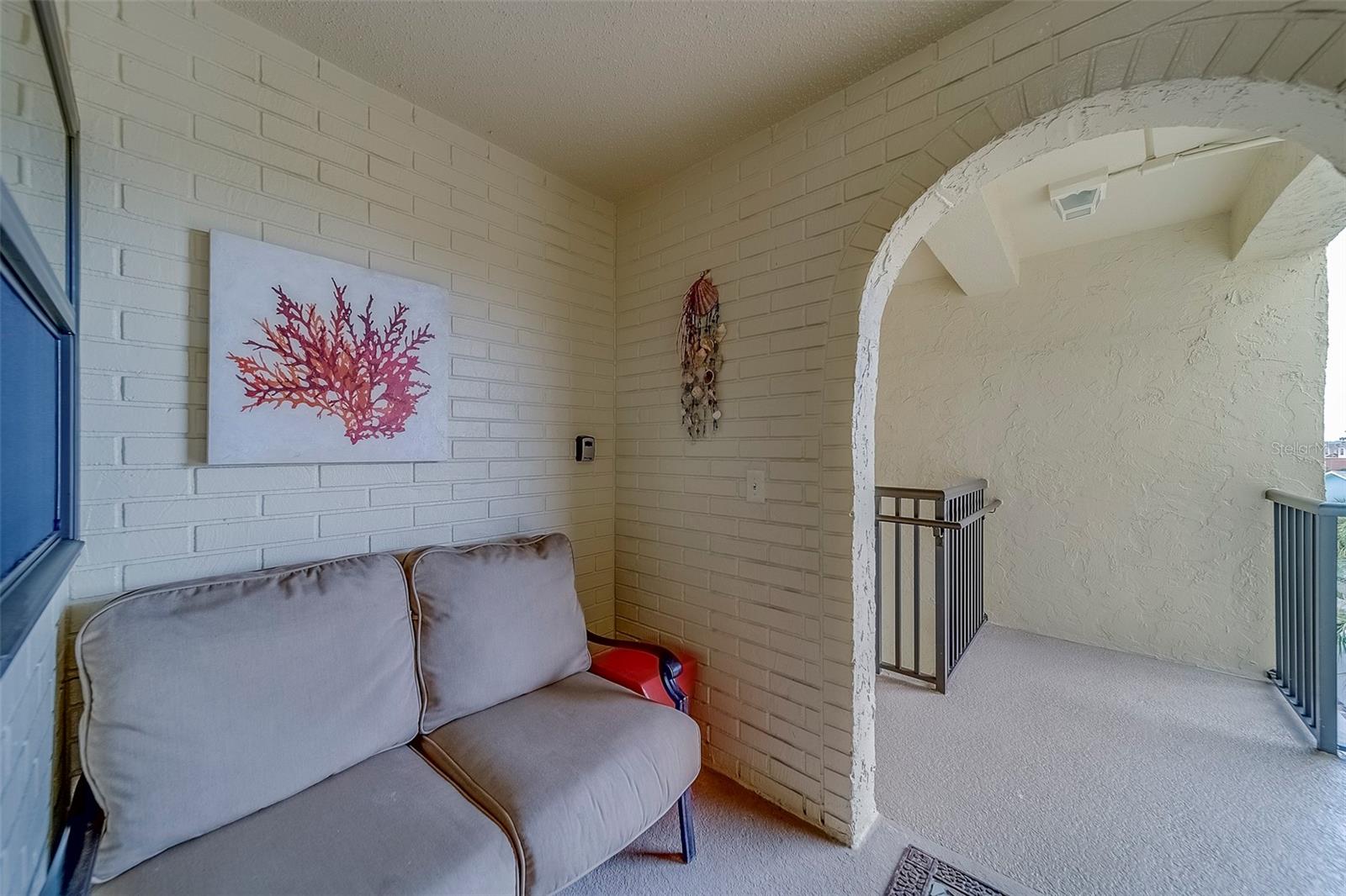 MONTMARTRE-CONDO - Residential Lease