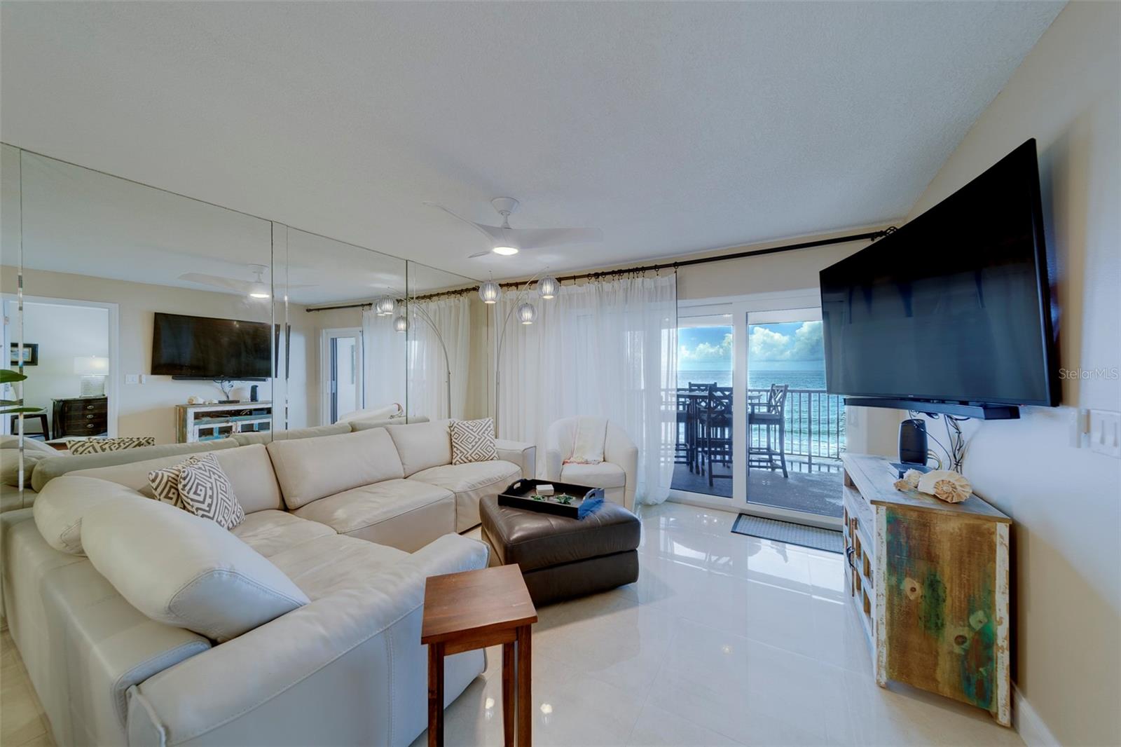 MONTMARTRE-CONDO - Residential Lease