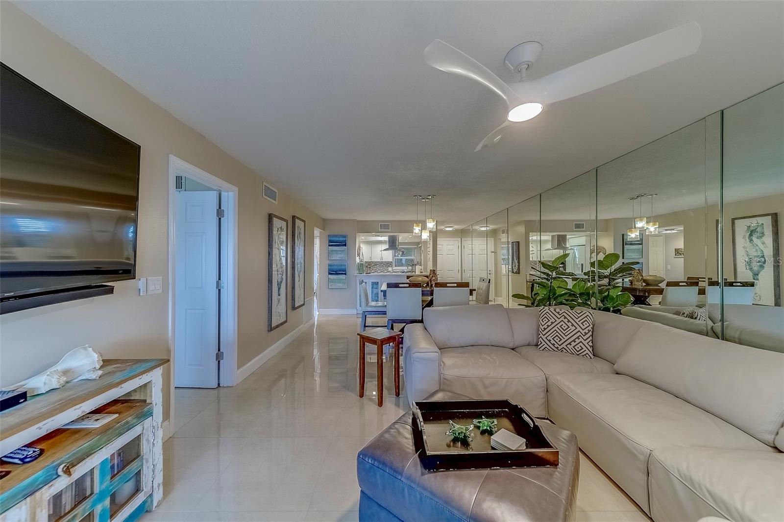 MONTMARTRE-CONDO - Residential Lease