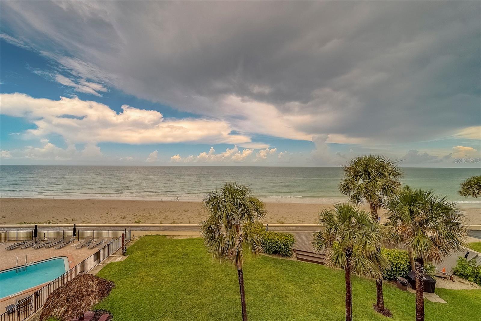 MONTMARTRE-CONDO - Residential Lease