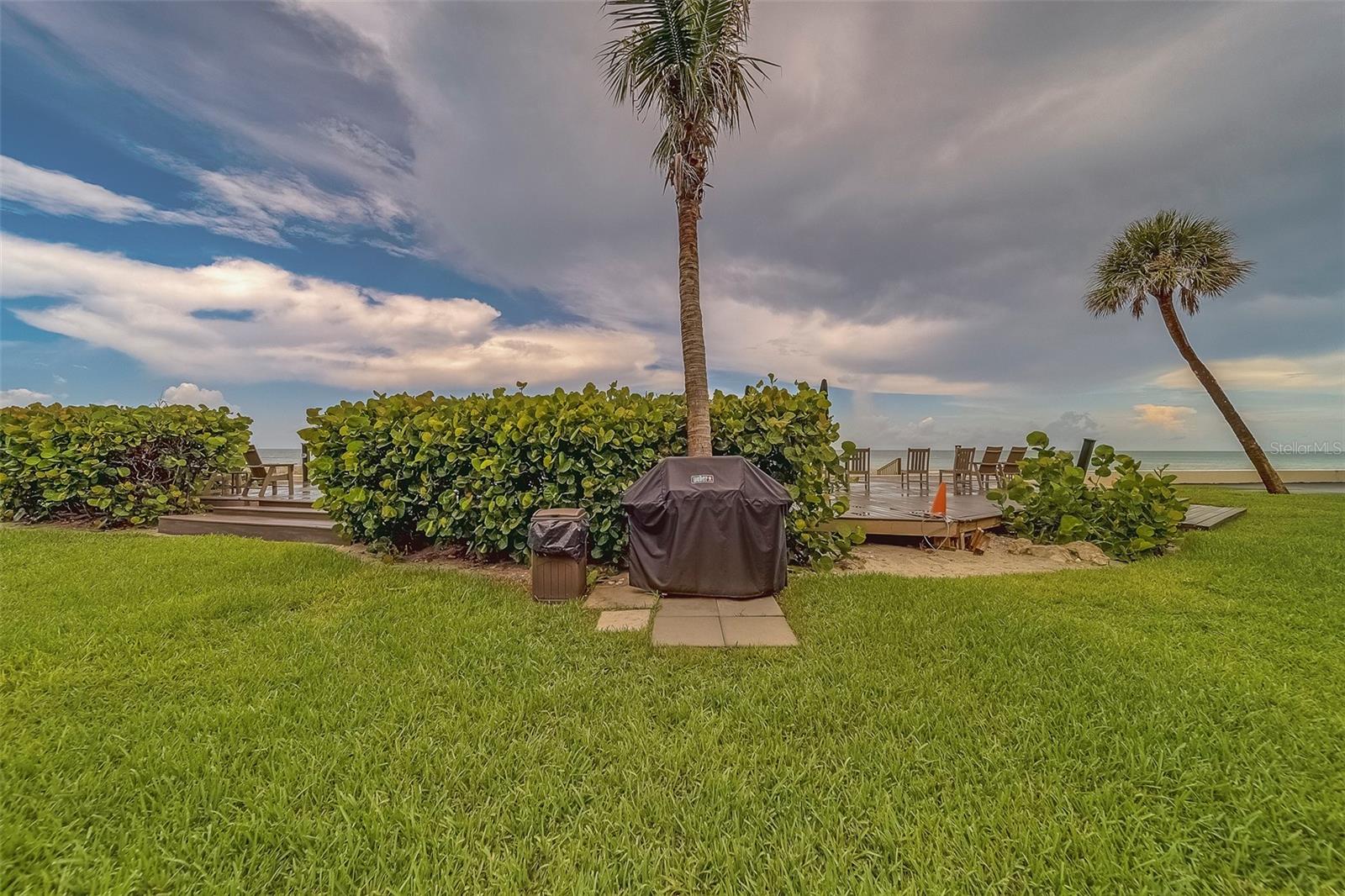 MONTMARTRE-CONDO - Residential Lease