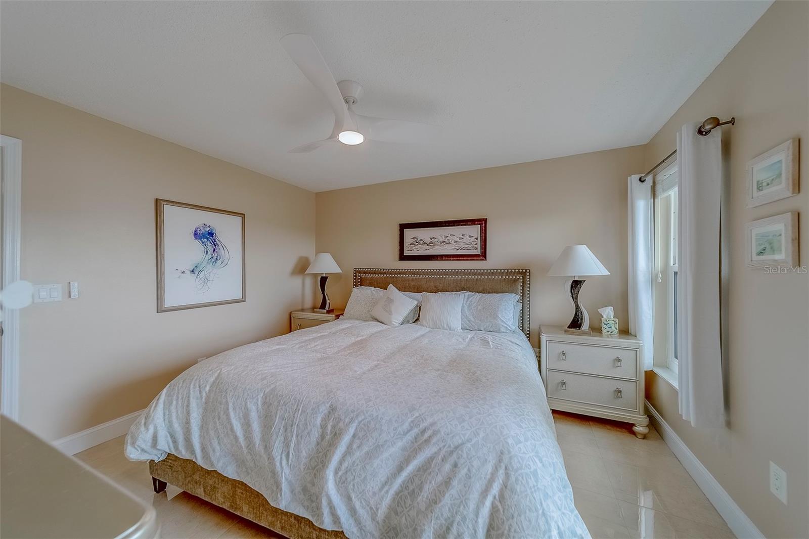 MONTMARTRE-CONDO - Residential Lease