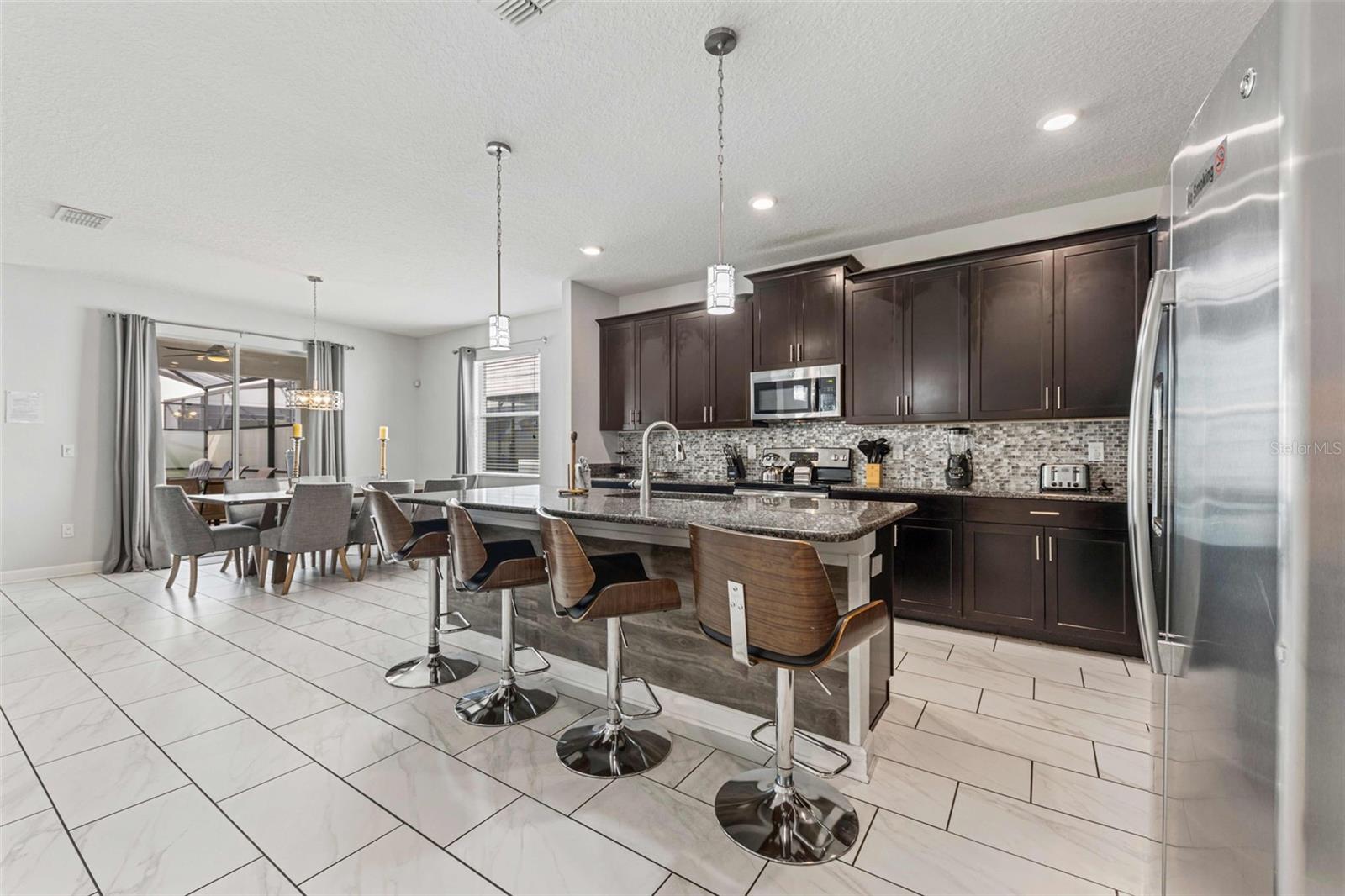 4733 SLEEPY HOLLOW DRIVE