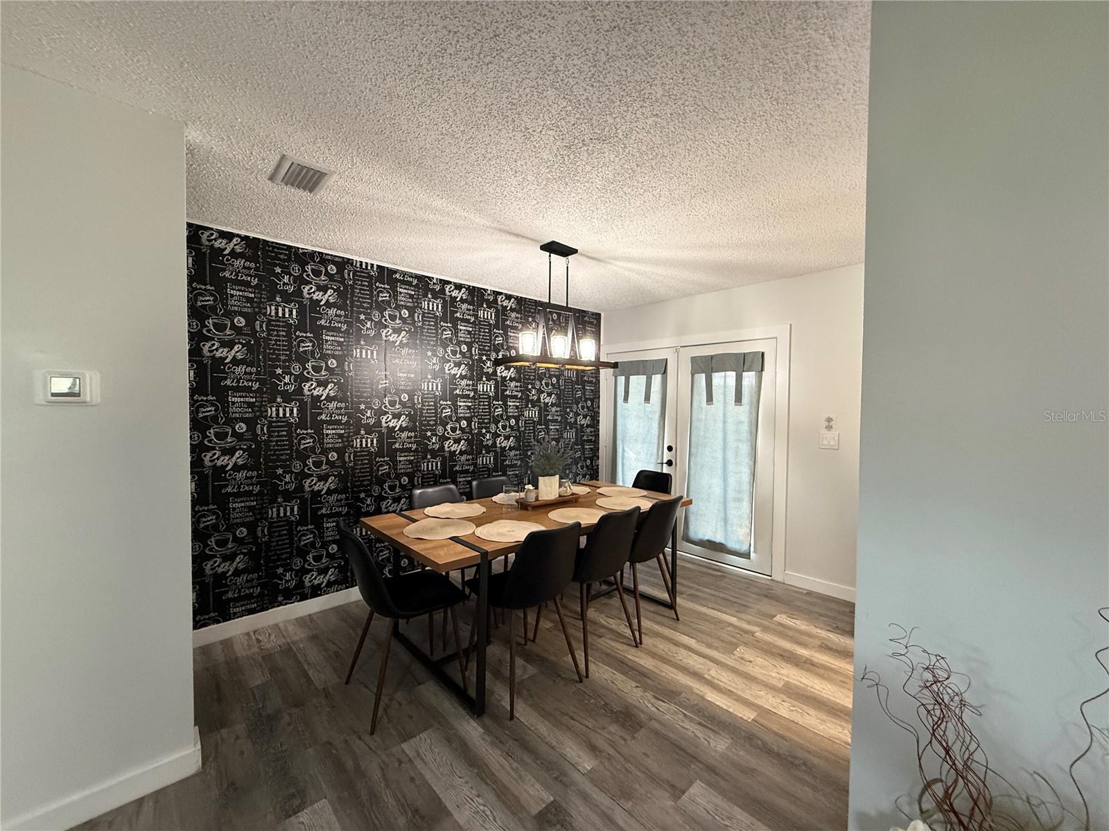 DE SOTO LAKES - Residential