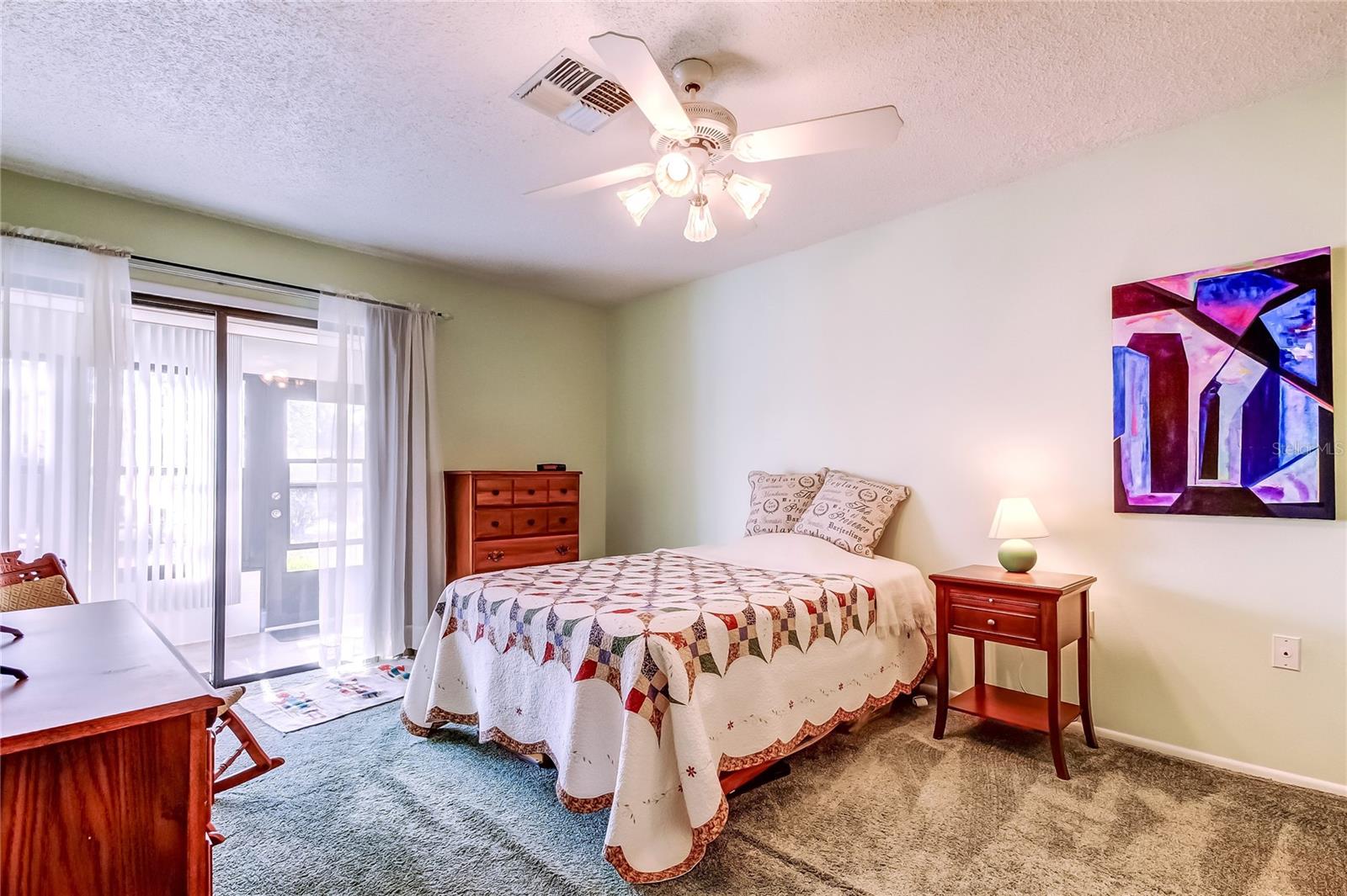 HERITAGE LAKE - Residential