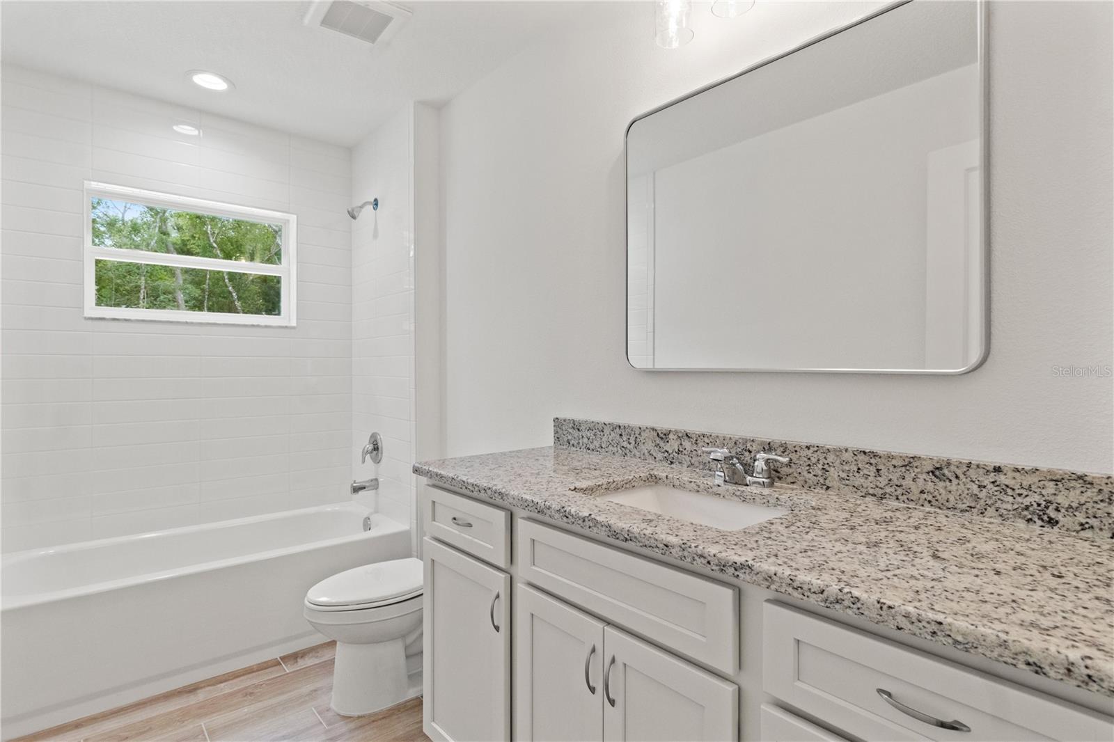 ROYAL HIGHLANDS UNIT 8 - Residential