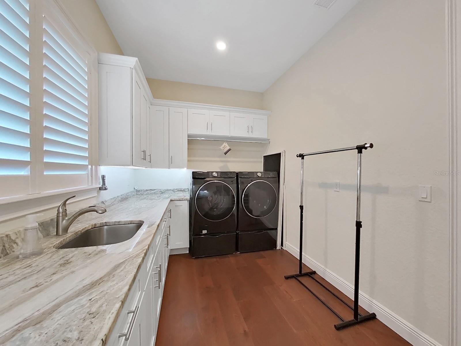 HARBOR BLUFFS SEC 4 - Residential