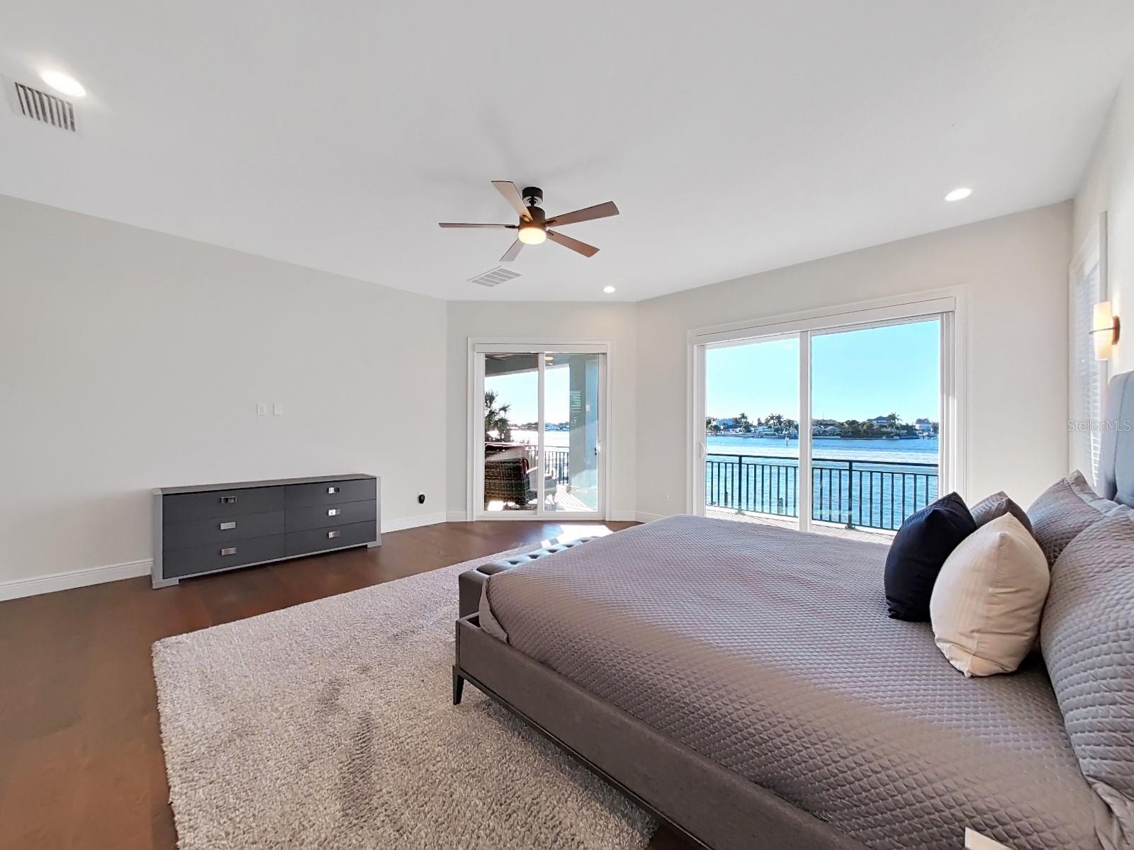 HARBOR BLUFFS SEC 4 - Residential