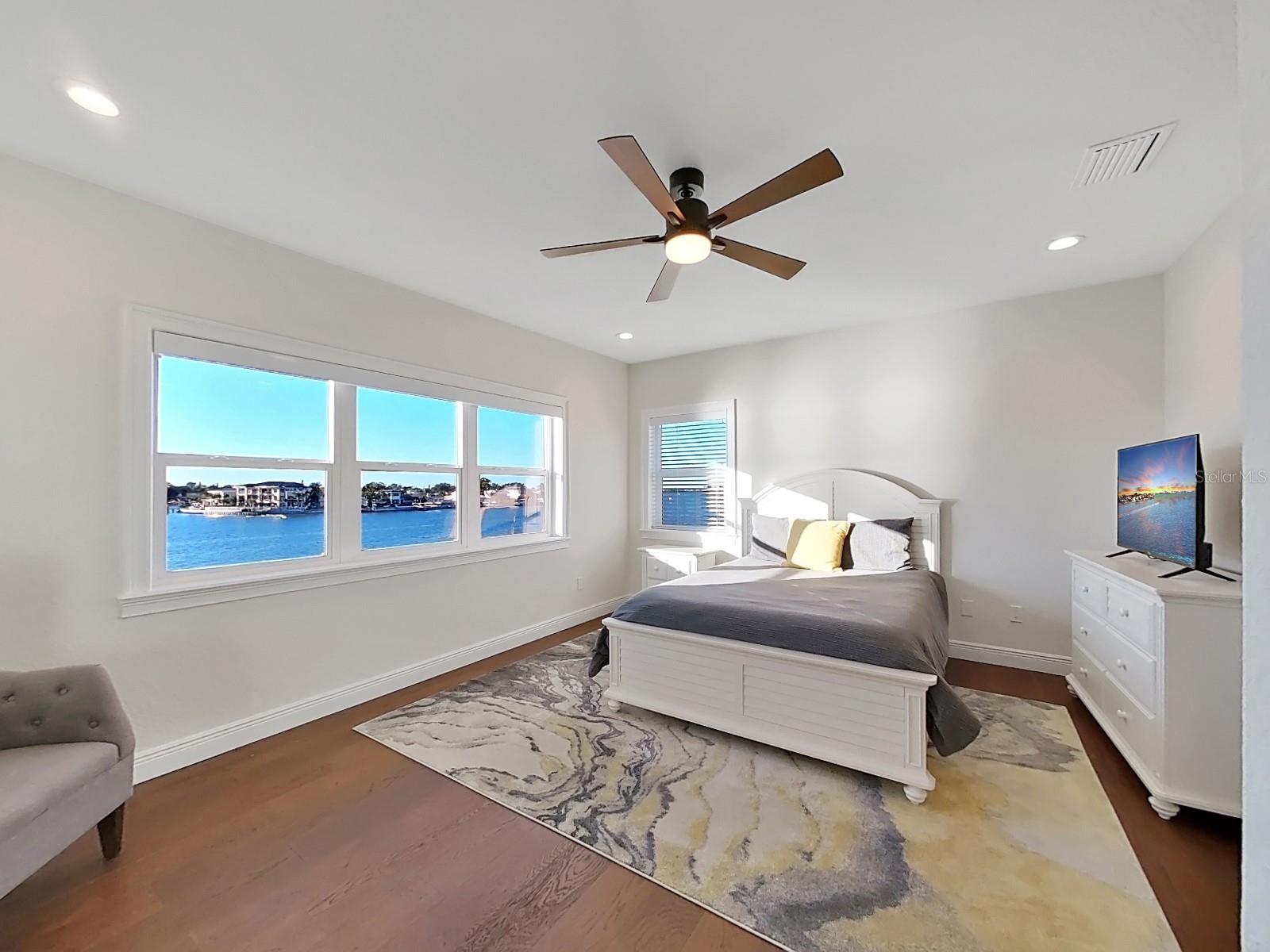 HARBOR BLUFFS SEC 4 - Residential