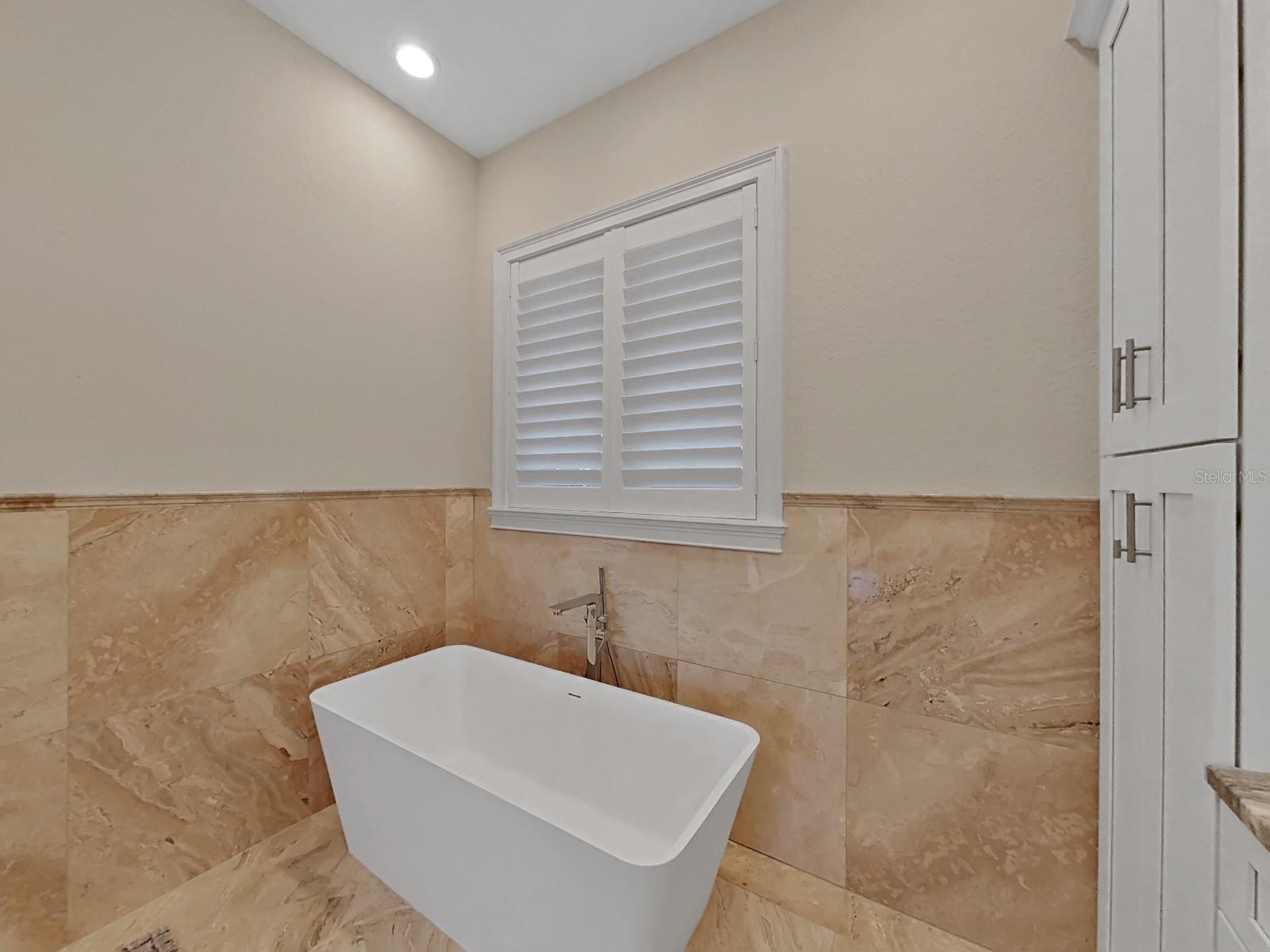 HARBOR BLUFFS SEC 4 - Residential