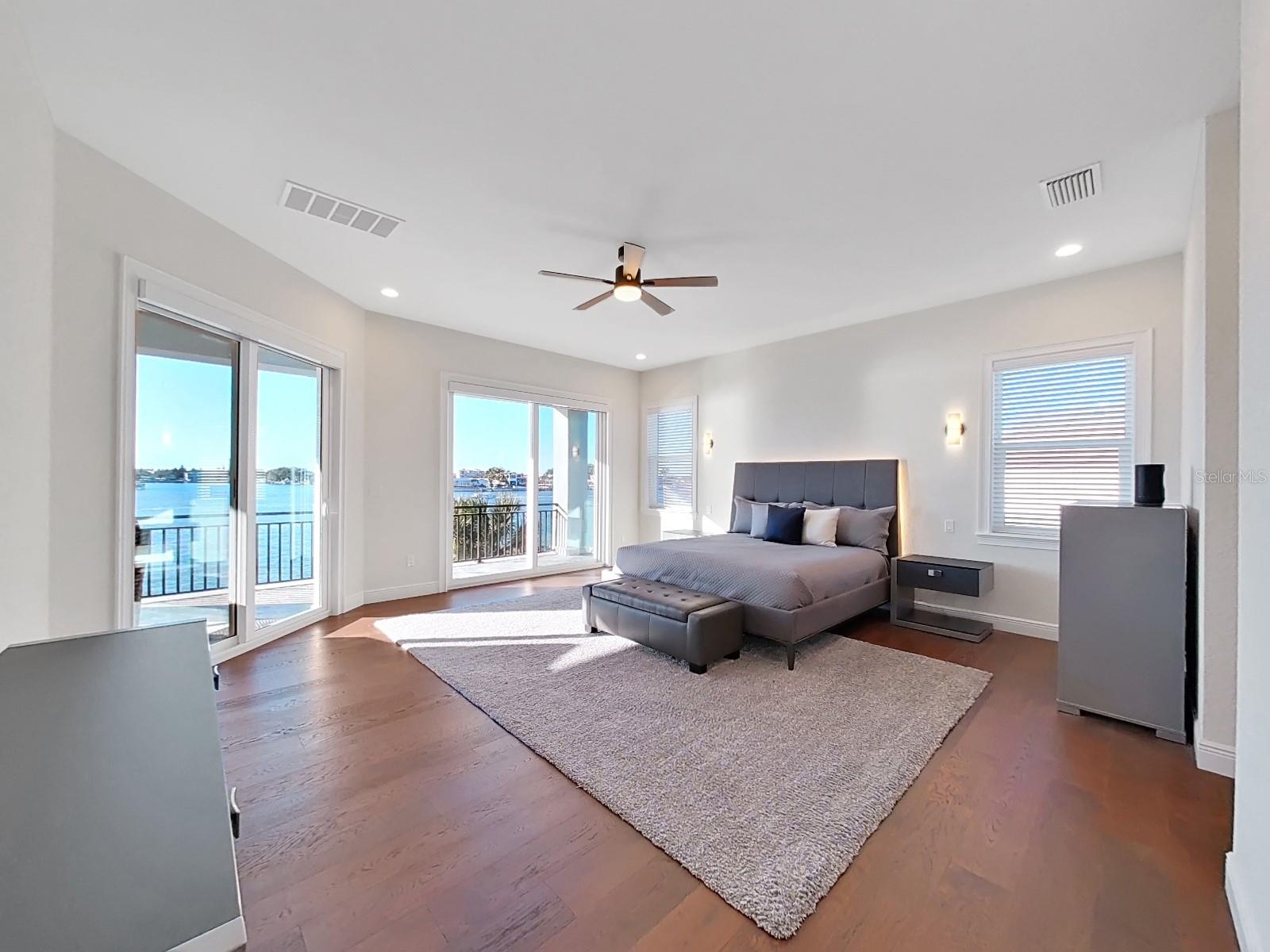 HARBOR BLUFFS SEC 4 - Residential