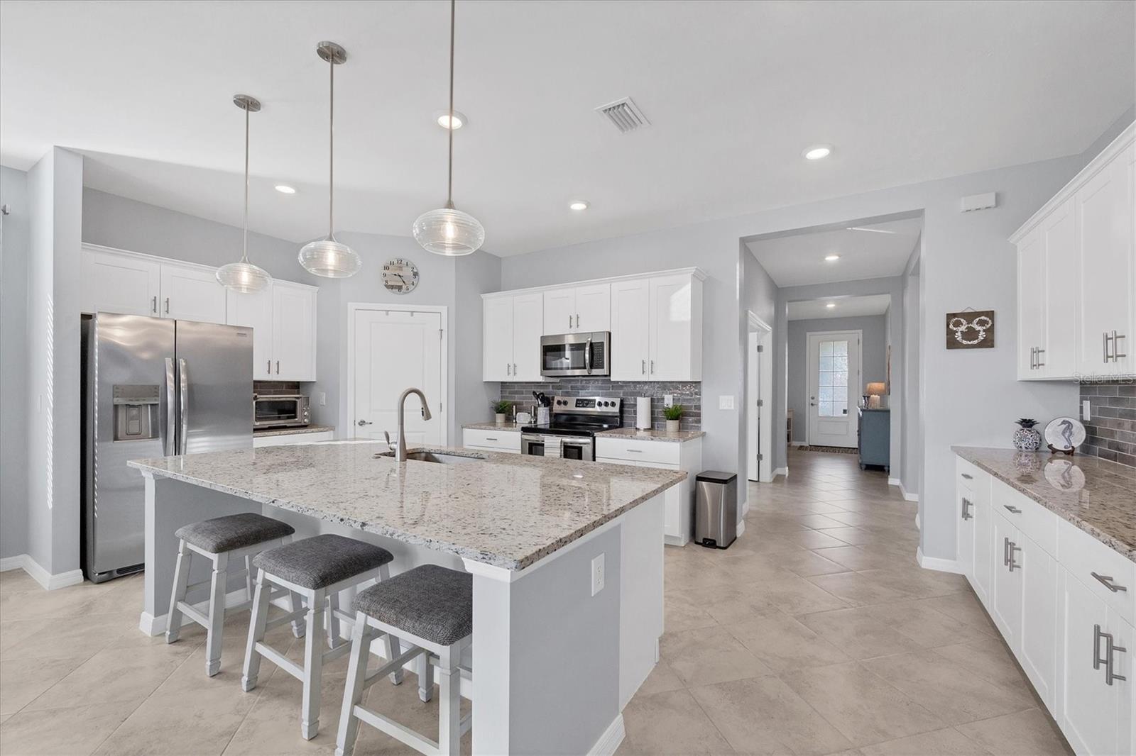 BISCAYNE LANDING - Residential