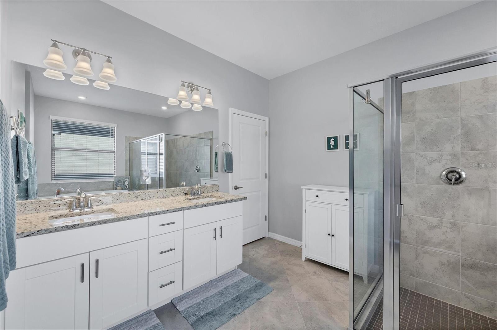 BISCAYNE LANDING - Residential