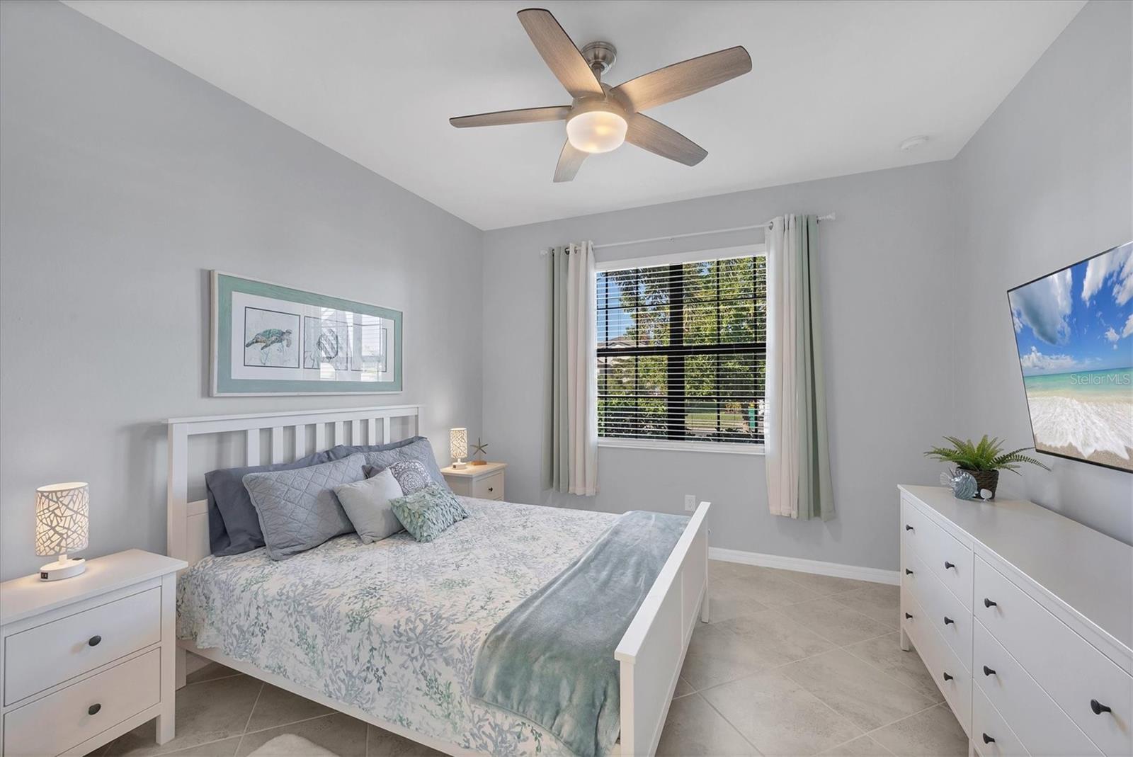 BISCAYNE LANDING - Residential